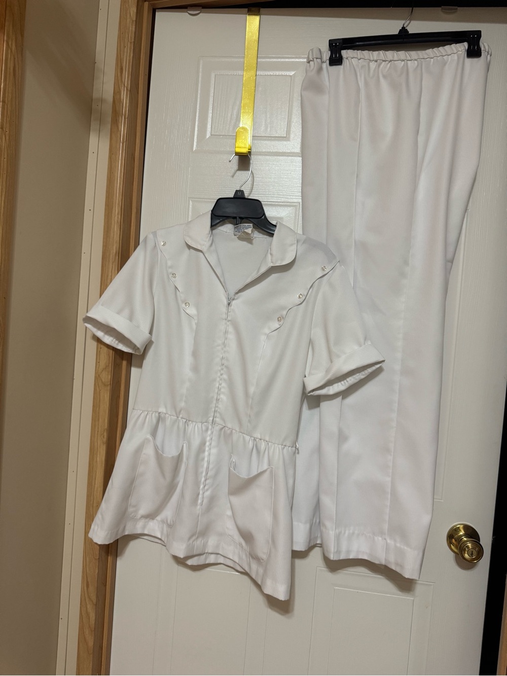 Vintage White Swan Uniforms Sz 16 2 ZpC Nursing Uniform VGUC 😊😊